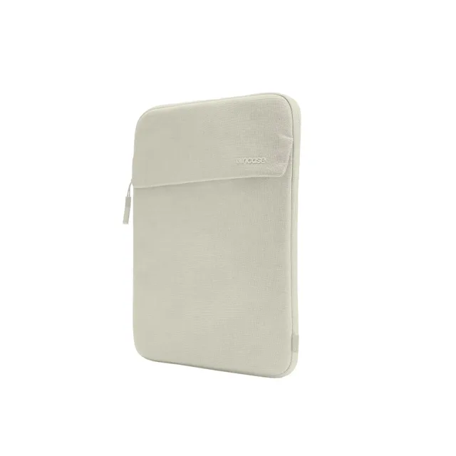 incase-crosstown-sleeve-f-r-14-zoll-laptops-woolenex-mit-airtag-fach image 1