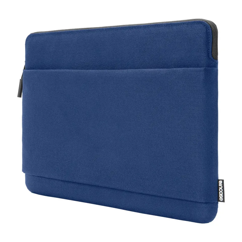 incase-go-sleeve-f-r-16-zoll-laptops-schmale-sleeve-h-lle-mit-rei-verschluss image 1