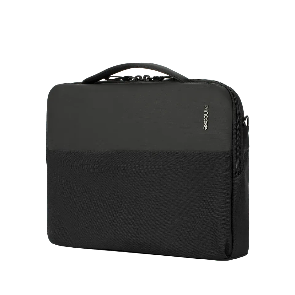 incase-a-r-c-brief-mit-respun-100-recyceltem-polyester-12l image 1