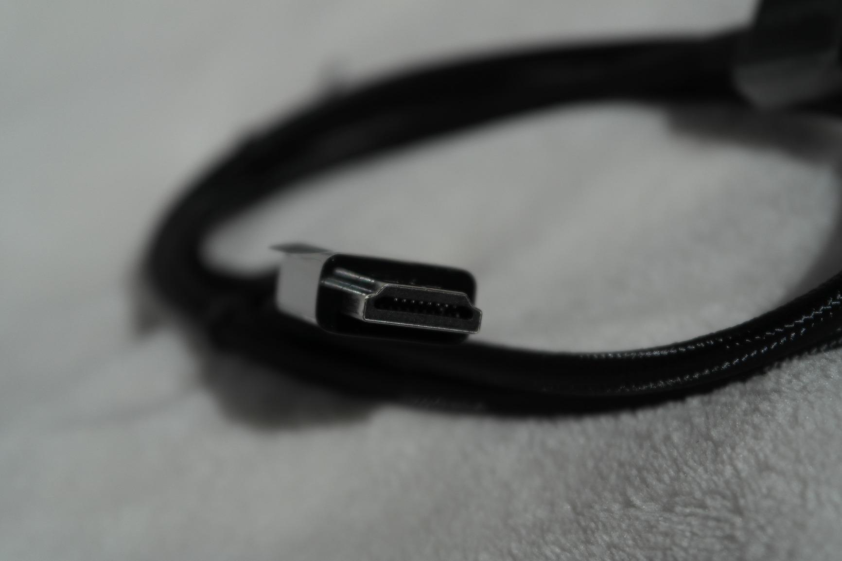 Solides Kabel, etwas steif
