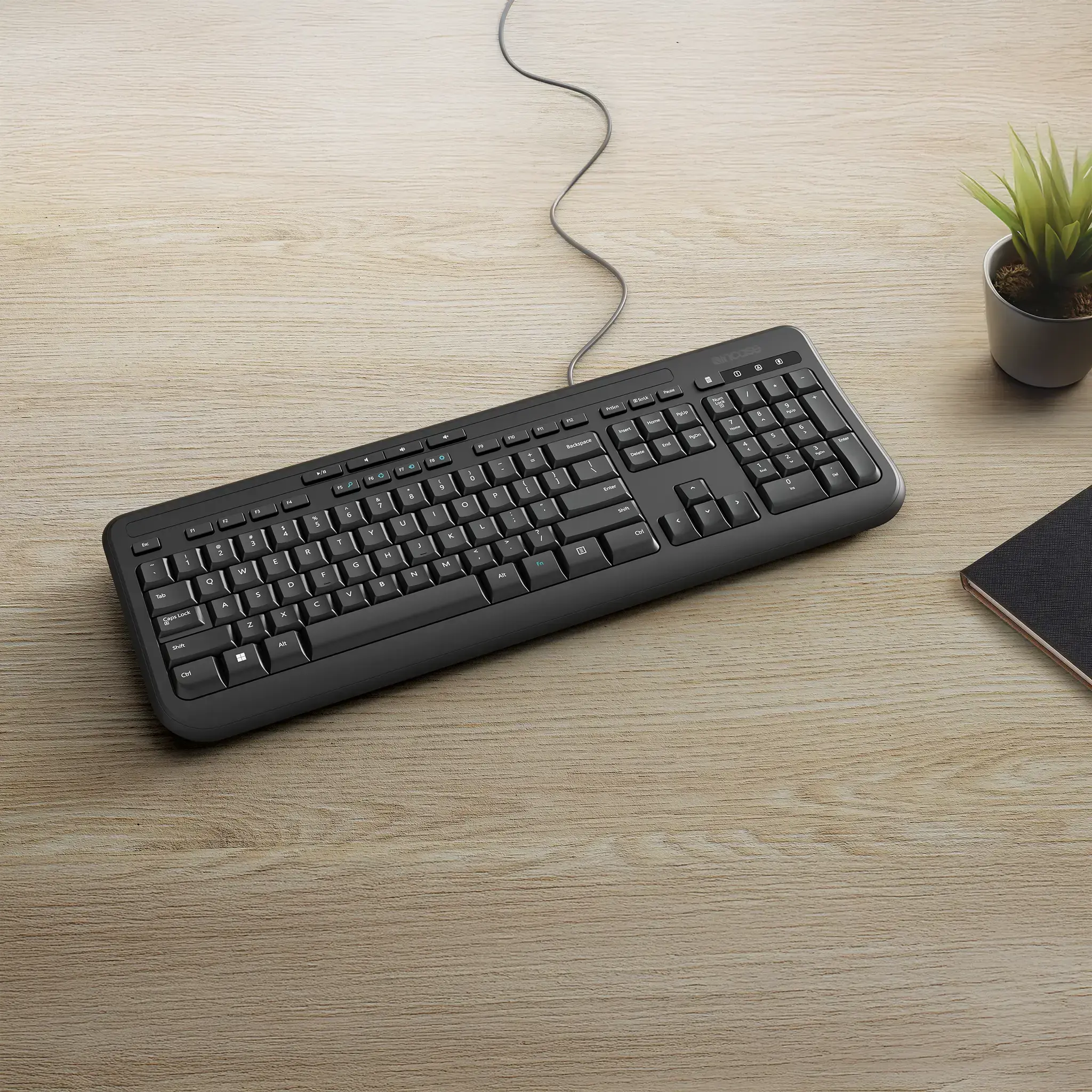 incase-wired-keyboard-600-designed-by-microsoft image 2