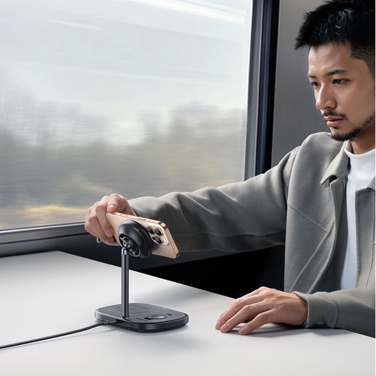 baseus-enerfill-fs41-3-in-1-kabellose-ladestation-f-r-iphone-watch-airpods image 6