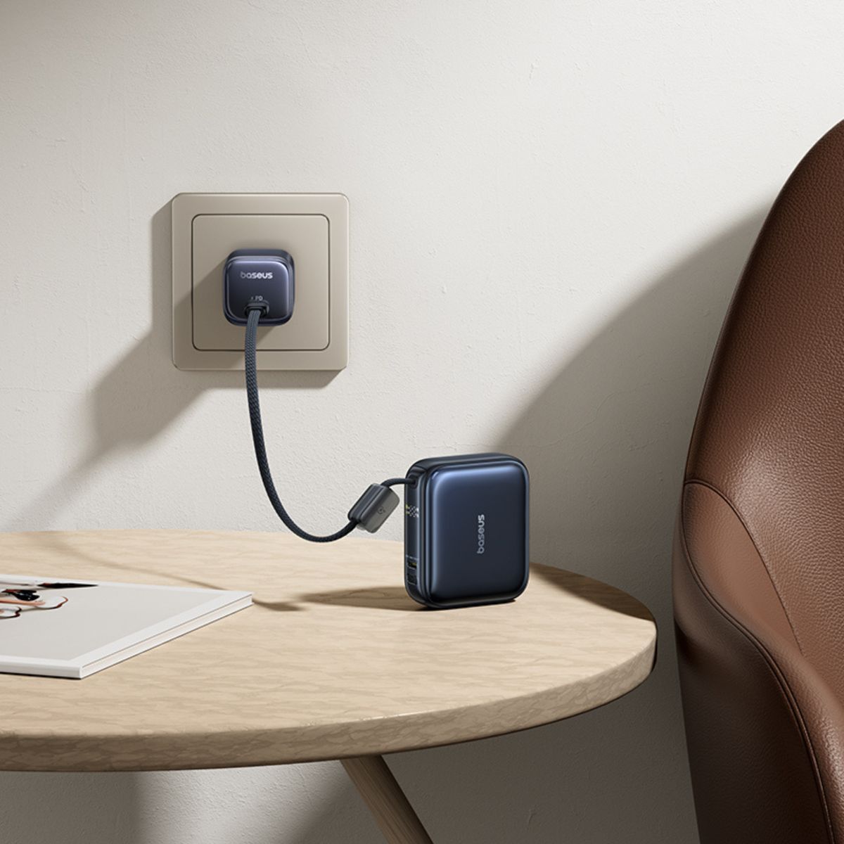 baseus-picogo-ac22-ultra-mini-powerbank-mit-integriertem-kabel-10000mah-45w image 6