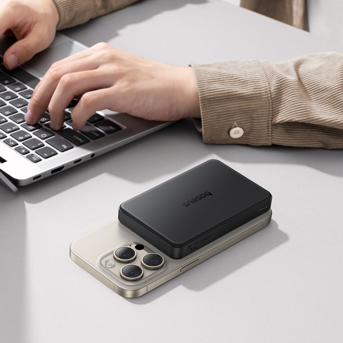baseus-qi2-magsafe-powerbank-mit-22-5w-und-10000mah image 5