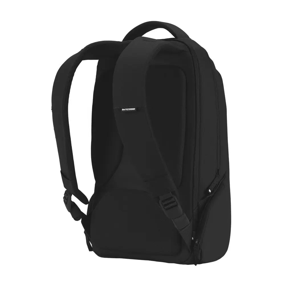 incase-icon-slim-backpack-19l image 8