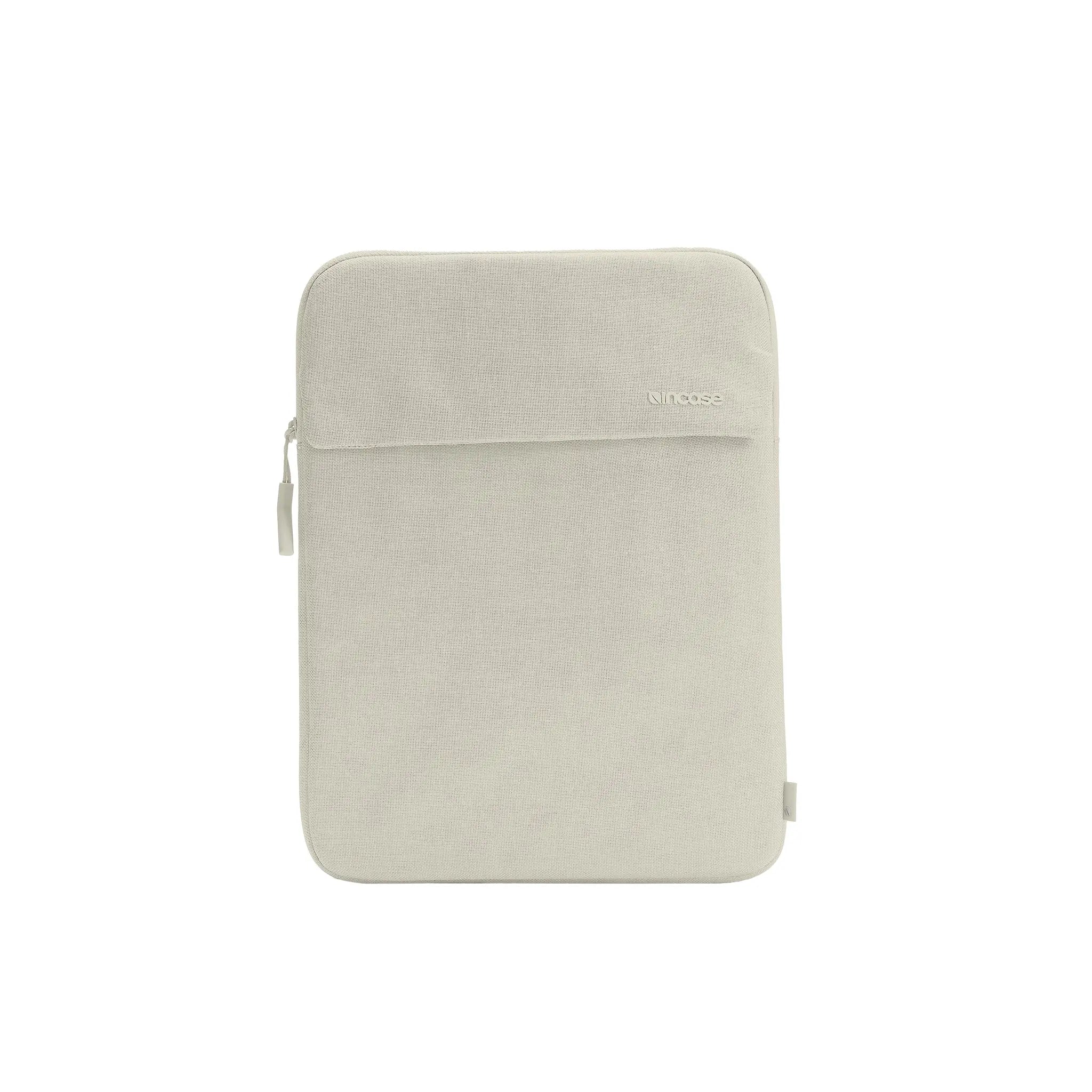 incase-crosstown-sleeve-f-r-14-zoll-laptops-woolenex-mit-airtag-fach image 6