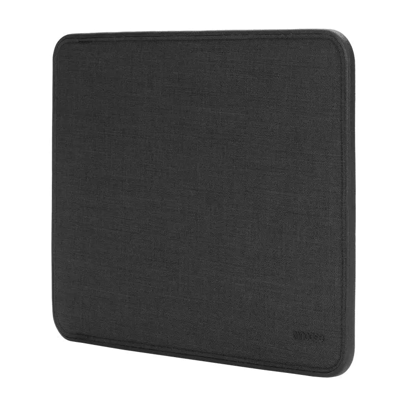 incase-icon-sleeve-f-r-16-macbook-pro image 3