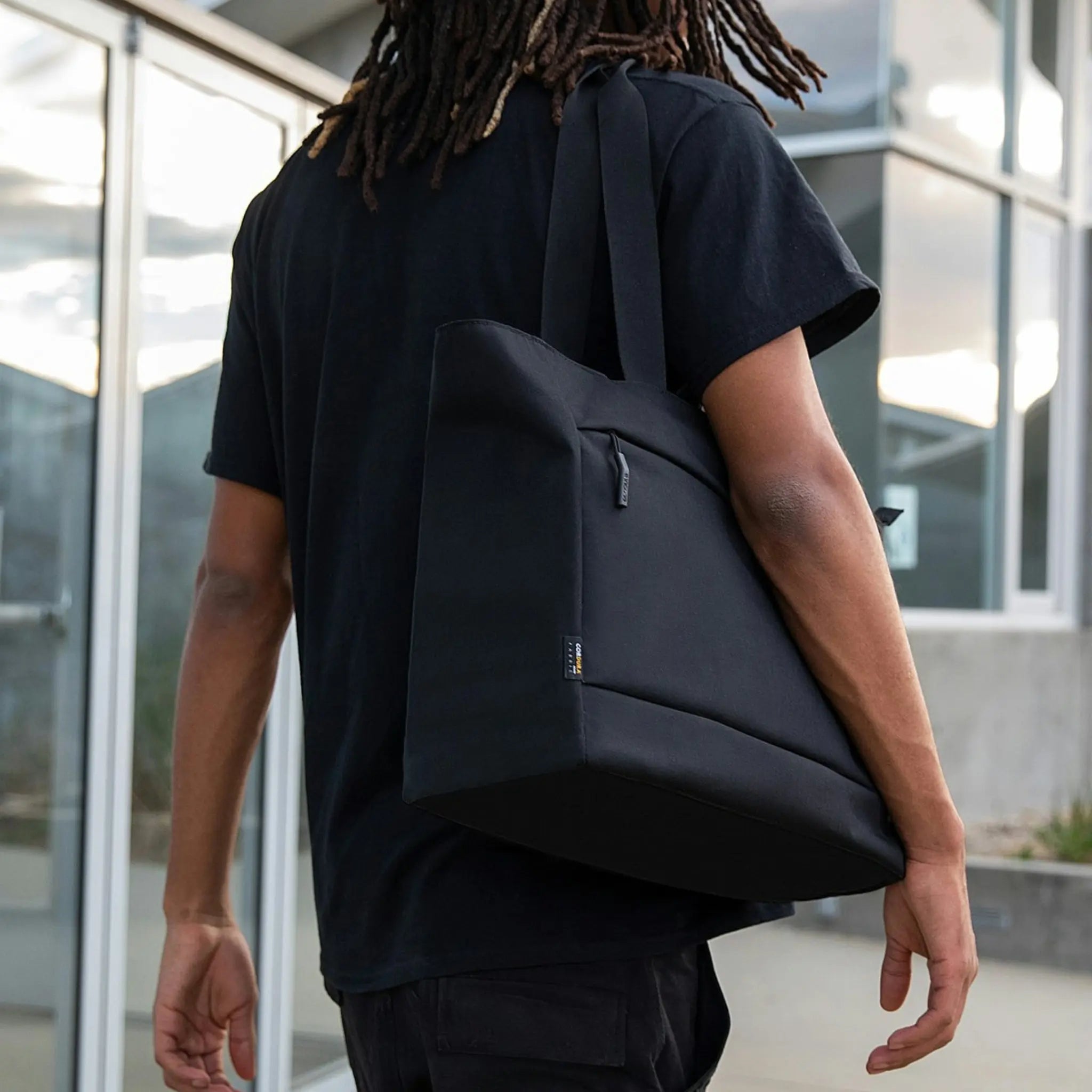 incase-city-market-tote-mit-cordura-16l image 2