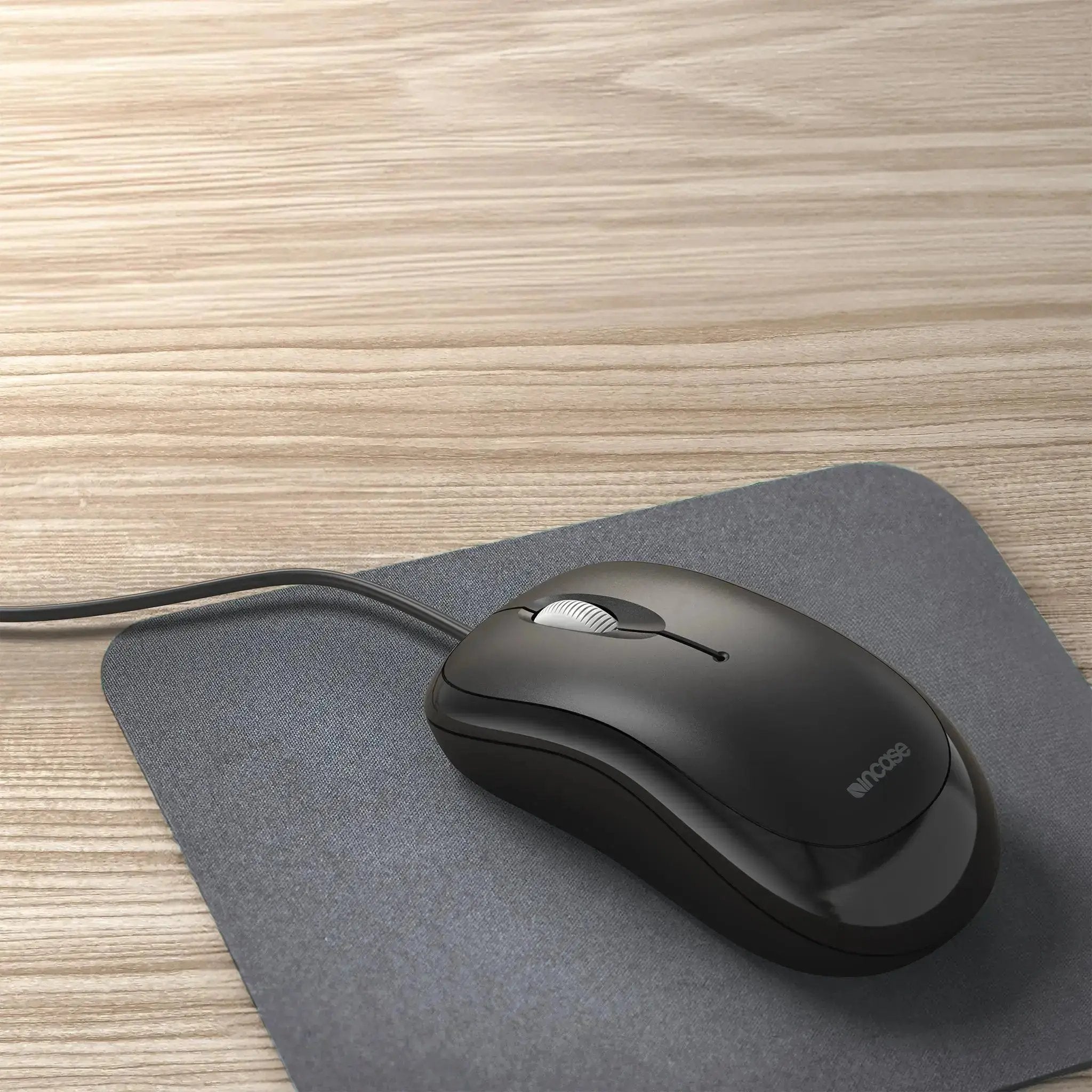 incase-designed-by-microsoft-basic-optical-mouse image 2