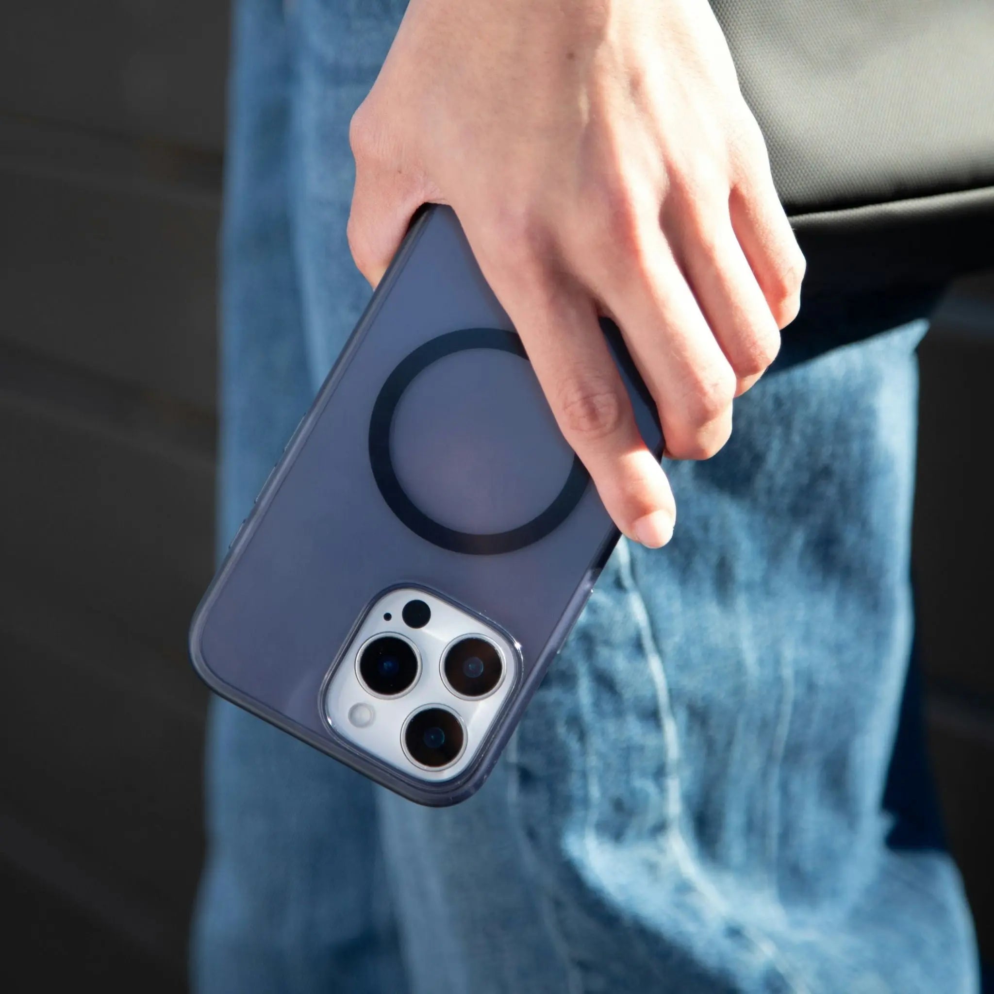 incase-slim-case-mit-magsafe-f-r-iphone-16-plus-ultra-d-nn-mit-8-fu-sturzschutz image 5