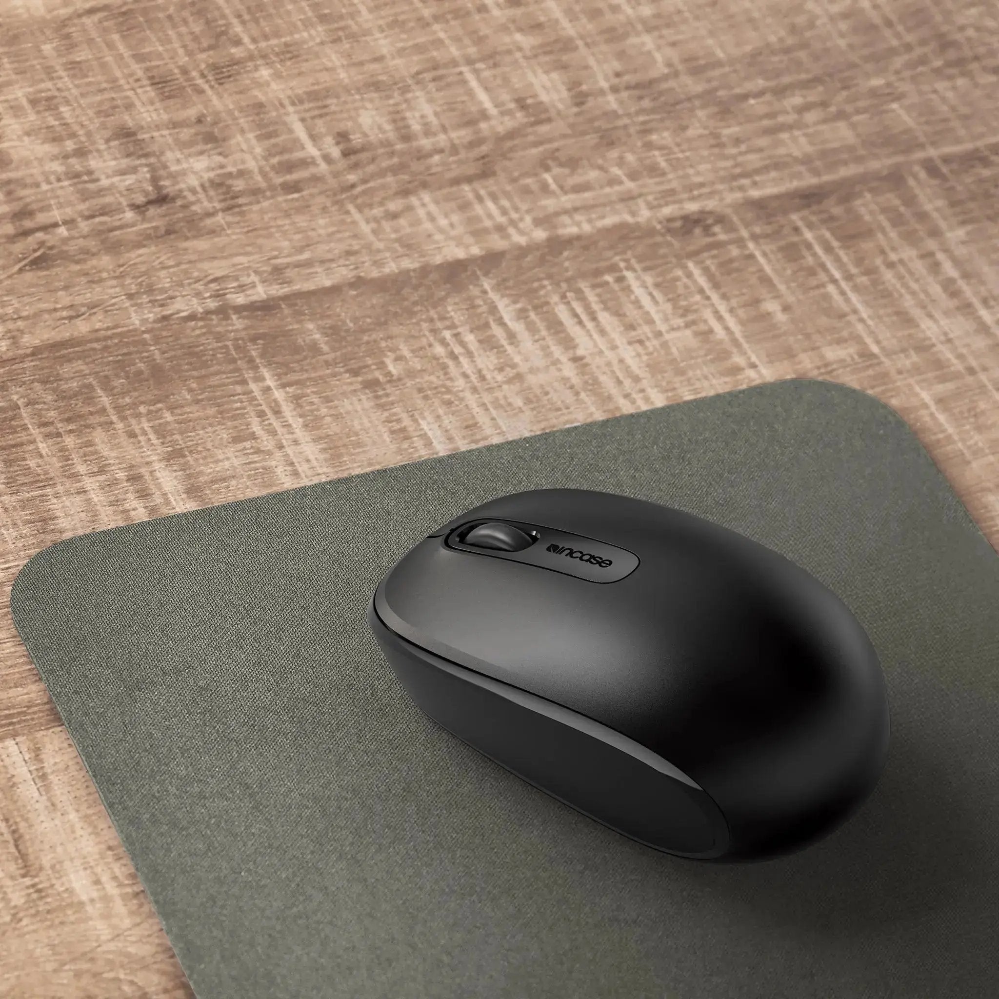 incase-designed-by-microsoft-wireless-mobile-mouse-1850 image 2